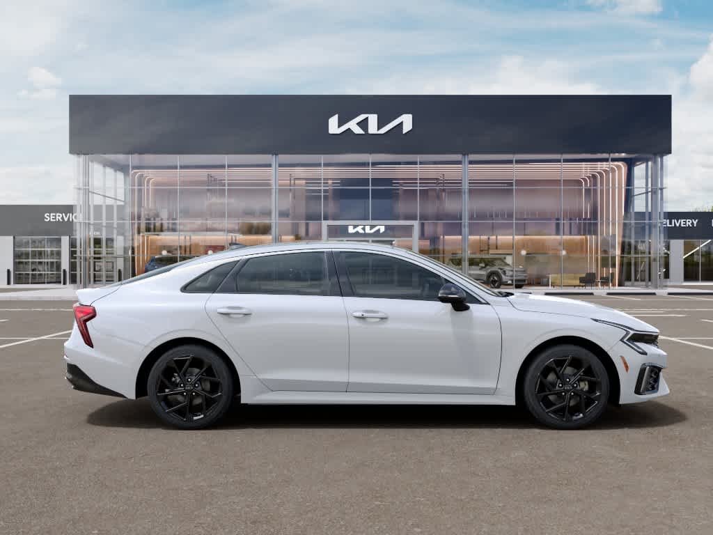 New 2026 Snow White Pearl Kia GT-Line image 7