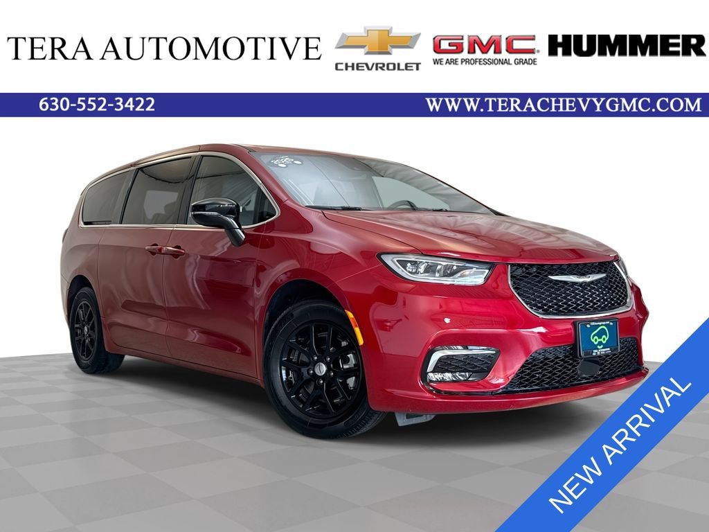 2025 Chrysler Pacifica Select