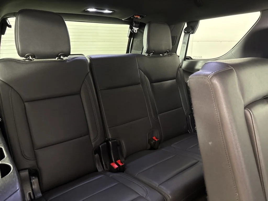 Used 2023 Gray Chevrolet LT image 25