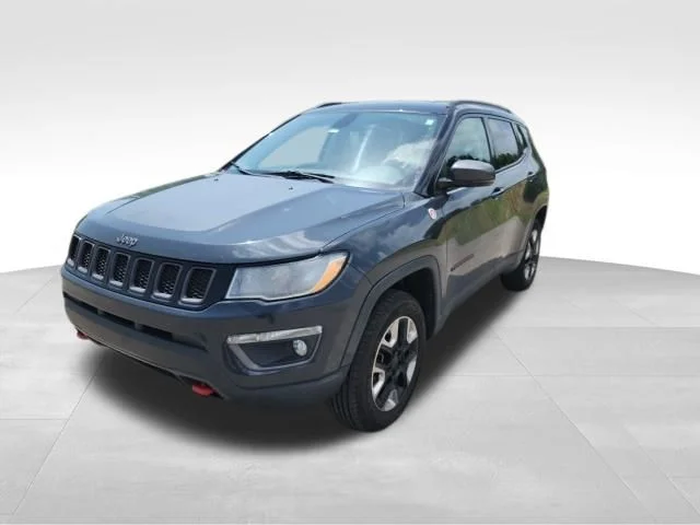 Used 2017 Black Jeep Trailhawk image 7