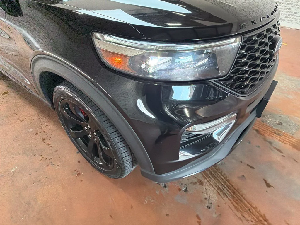 Used 2022 Black Metallic Ford ST image 9