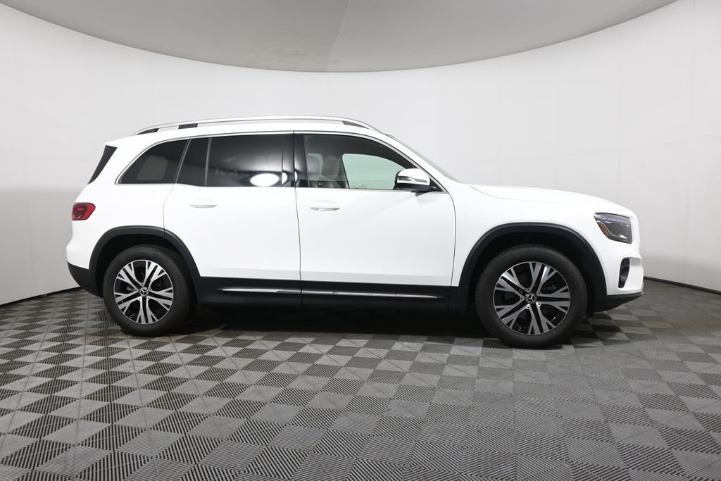 Used 2026 Polar White Mercedes-Benz GLB 250 image 8