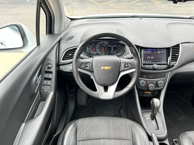 Used 2020 White Chevrolet LT image 21