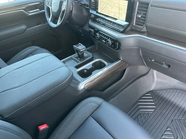 2026 Chevrolet Silverado 1500 LT Trail Boss - Photo 15