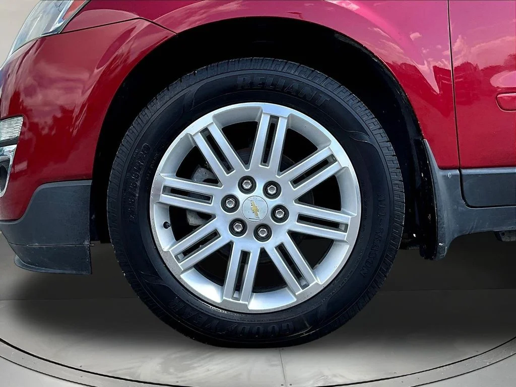 Used 2013 Red Chevrolet LT image 37