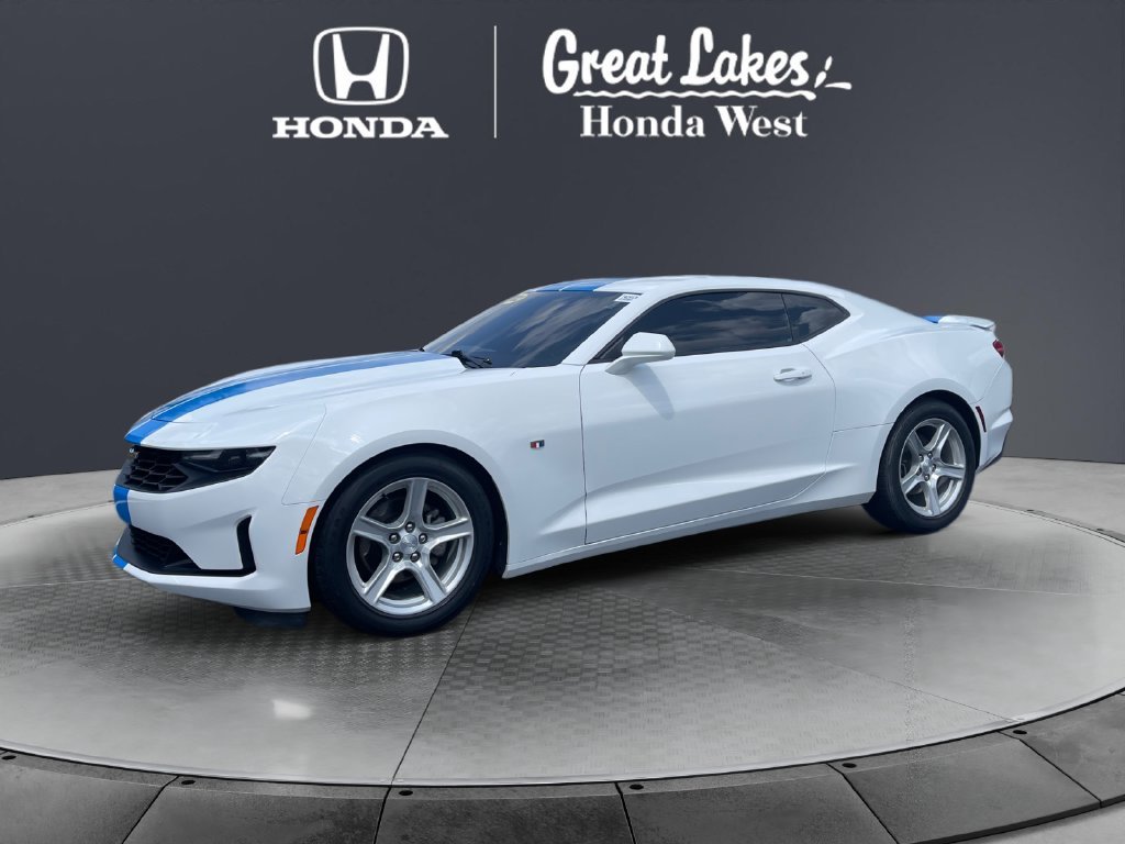 2022 Chevrolet Camaro 1LT RWD photo