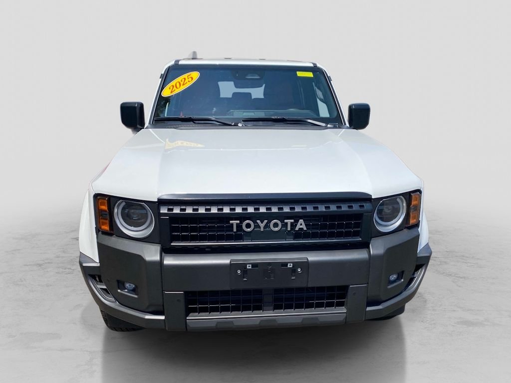 Used 2025 White Toyota 1958 image 10