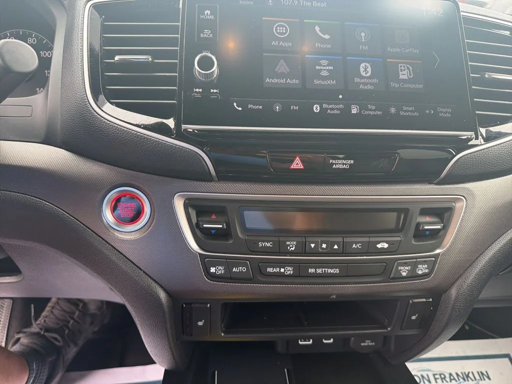 Used 2025 White Honda RTL image 10