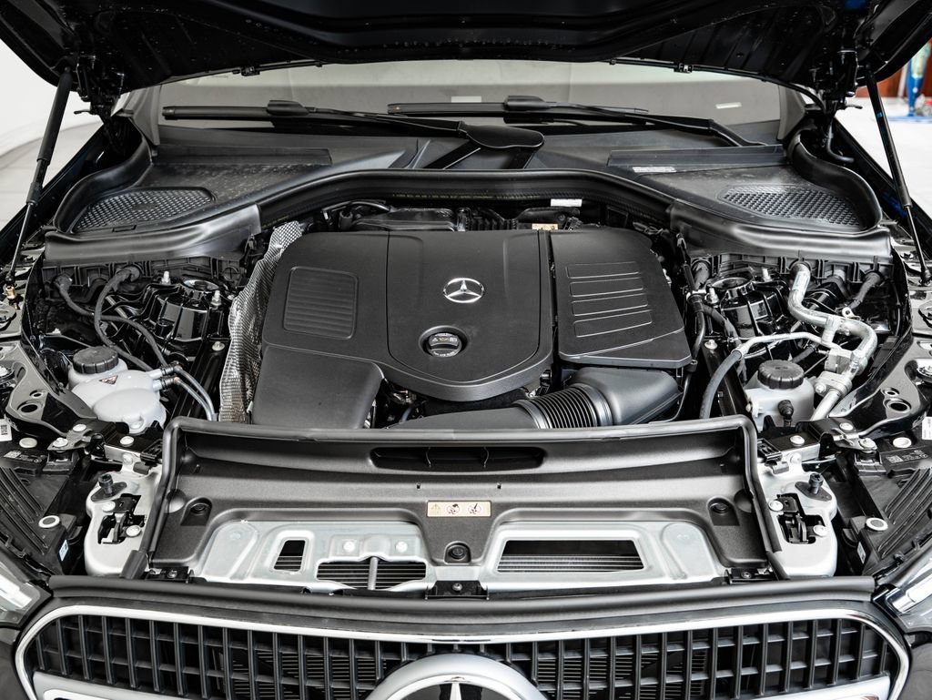 New 2026 Black Mercedes-Benz GLC 300 image 45