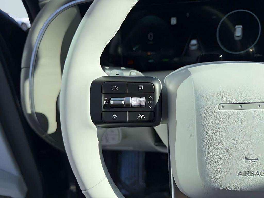 New 2026 Gray Hyundai SEL 7P image 16