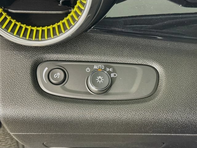New 2026 Mosaic Black Metallic Chevrolet ACTIV image 12