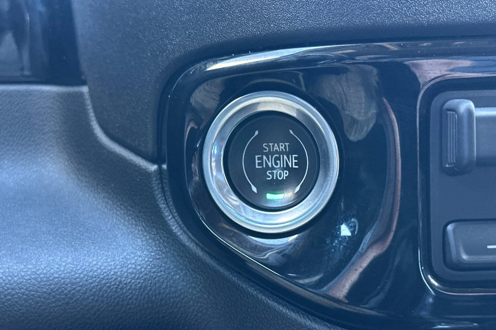 2024 Chevrolet Silverado 1500 RST - Photo 21