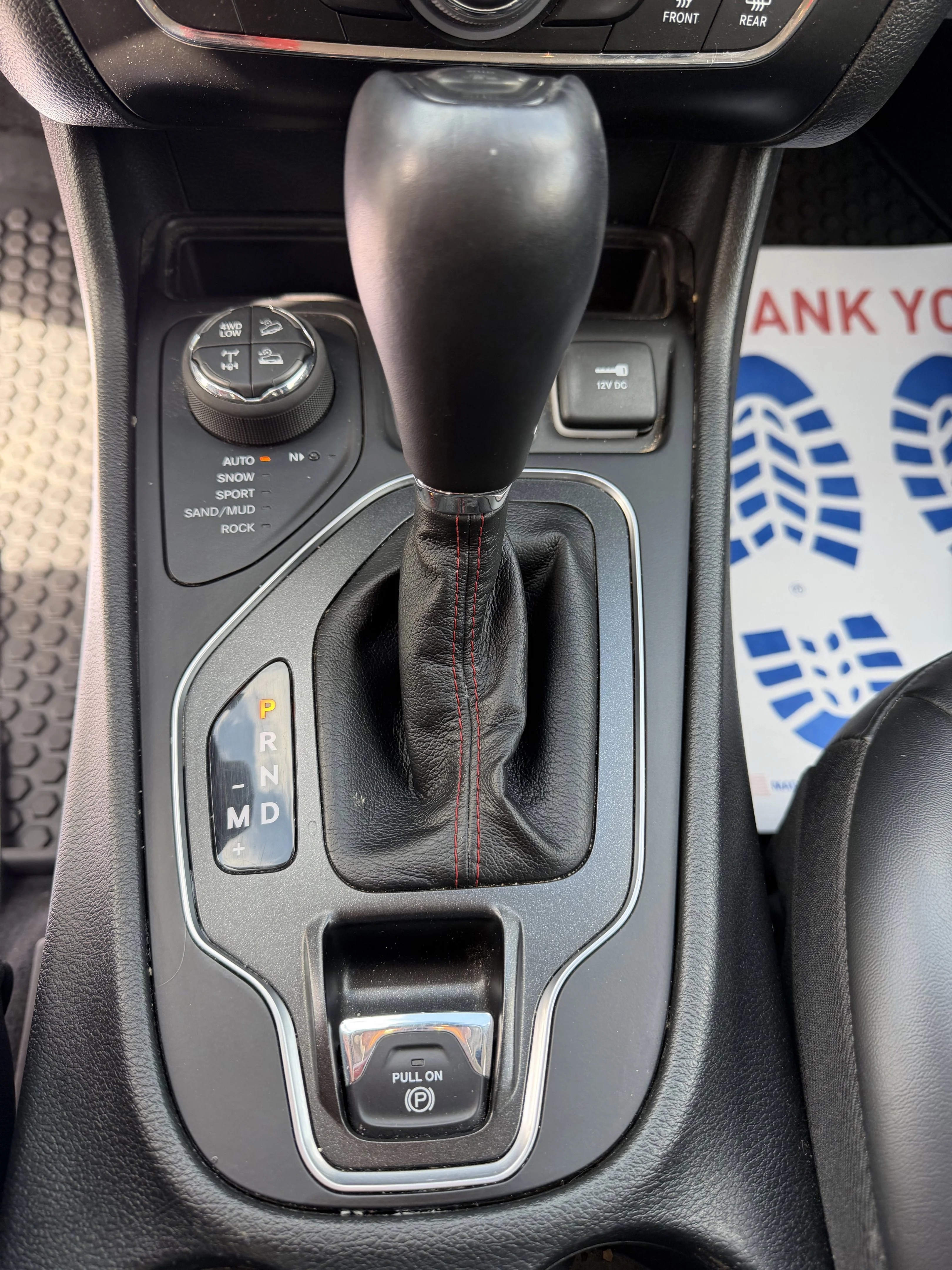 Used 2022 Hydro Blue Pearlcoat Jeep Trailhawk image 17