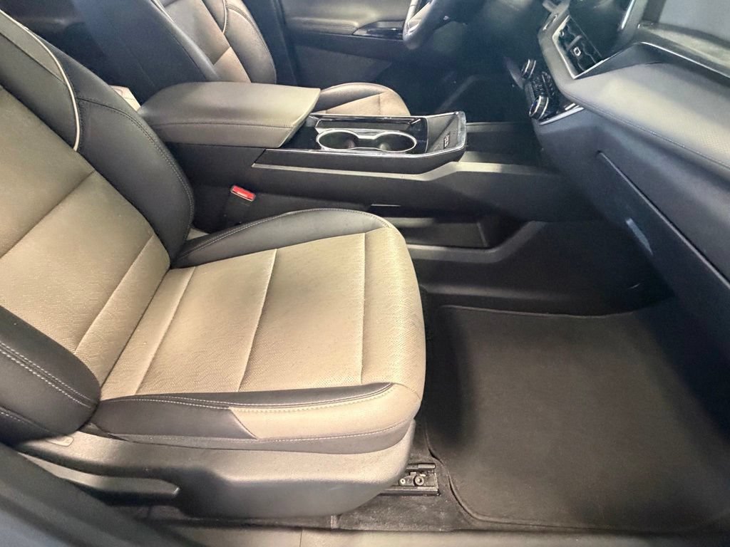Used 2025 Cacti Green Chevrolet LT image 45