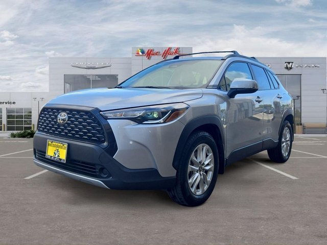 2023 Toyota Corolla Cross LE
