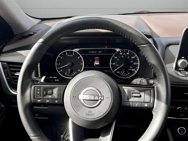 Used 2023 Silver Nissan SV image 10