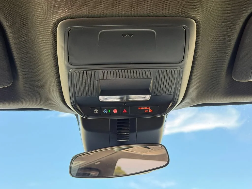 New 2027 Mosaic Black Metallic Chevrolet LT image 14
