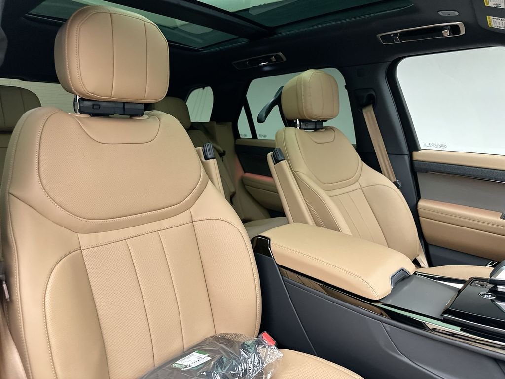 New 2026 Varesine Blue Metallic Land Rover SE image 6