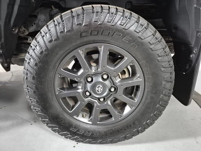 2021 Toyota Tundra SR5 - Photo 11
