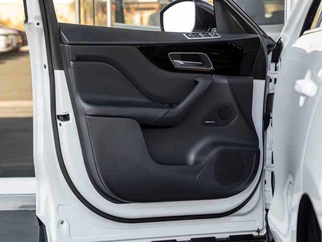 Used 2019 Fuji White Jaguar 25t Premium image 12