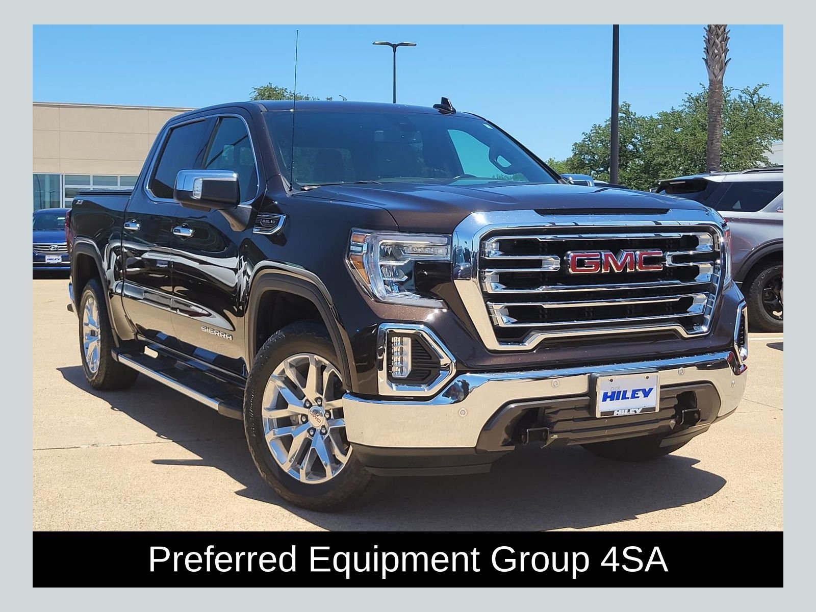 2019 GMC Sierra 4WD Crew Cab Short Box SLT's photo