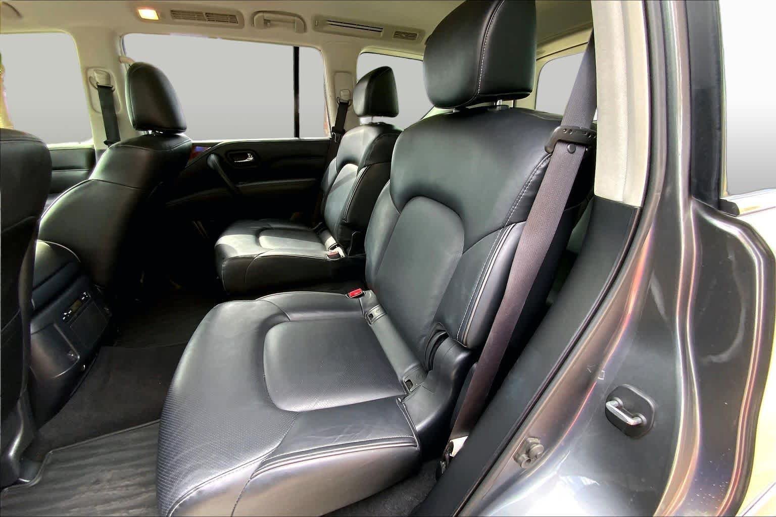 Used 2019 Graphite Shadow INFINITI LUXE image 20