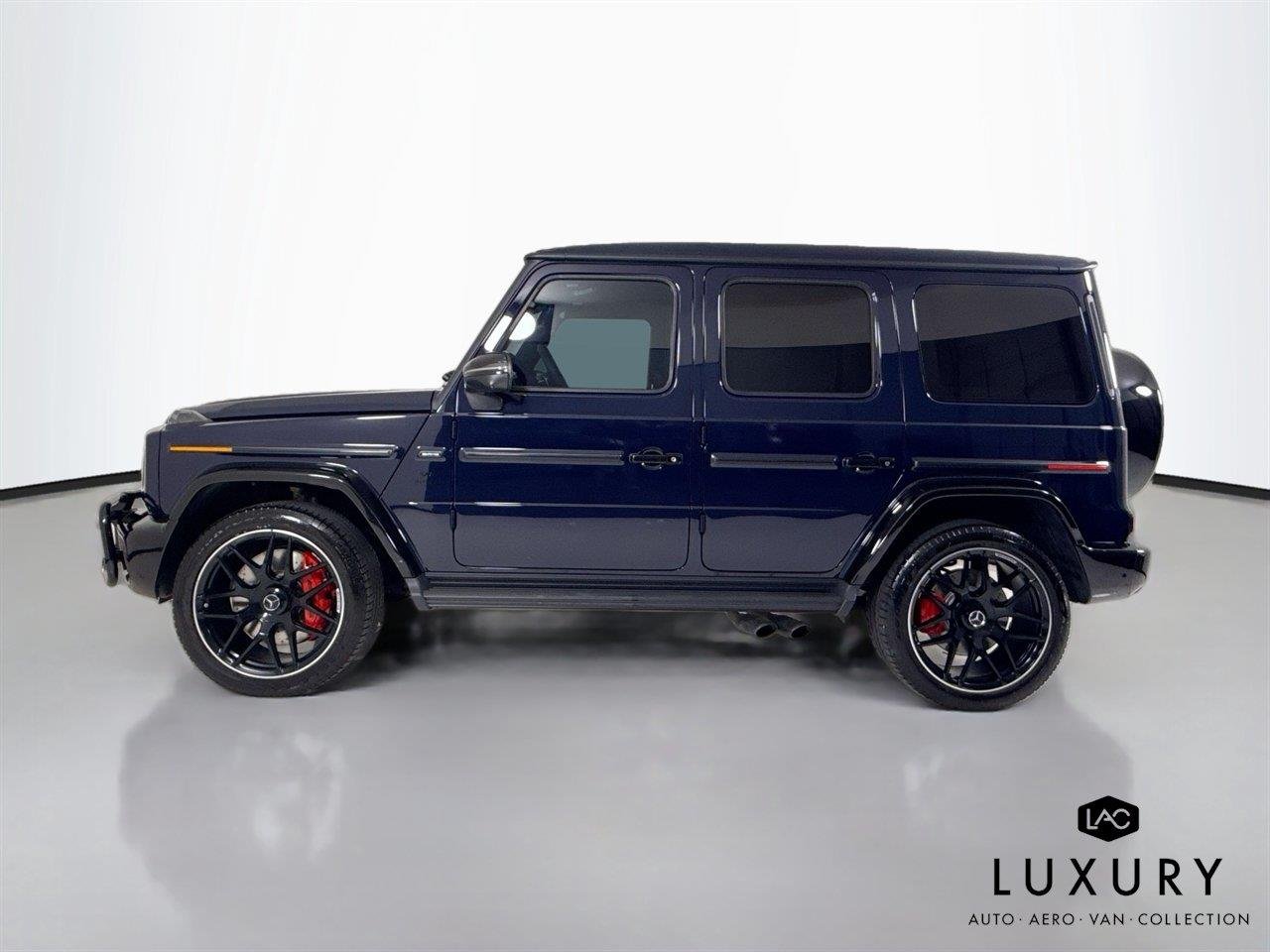 Used 2026 Brilliant Blue Metallic Mercedes-Benz AMG® G 63 | Manufaktur Interior Pkg + | Night Pkg Plus image 8