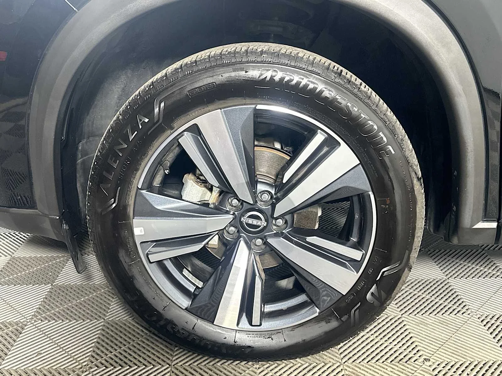 Used 2026 Super Black Nissan SL image 30