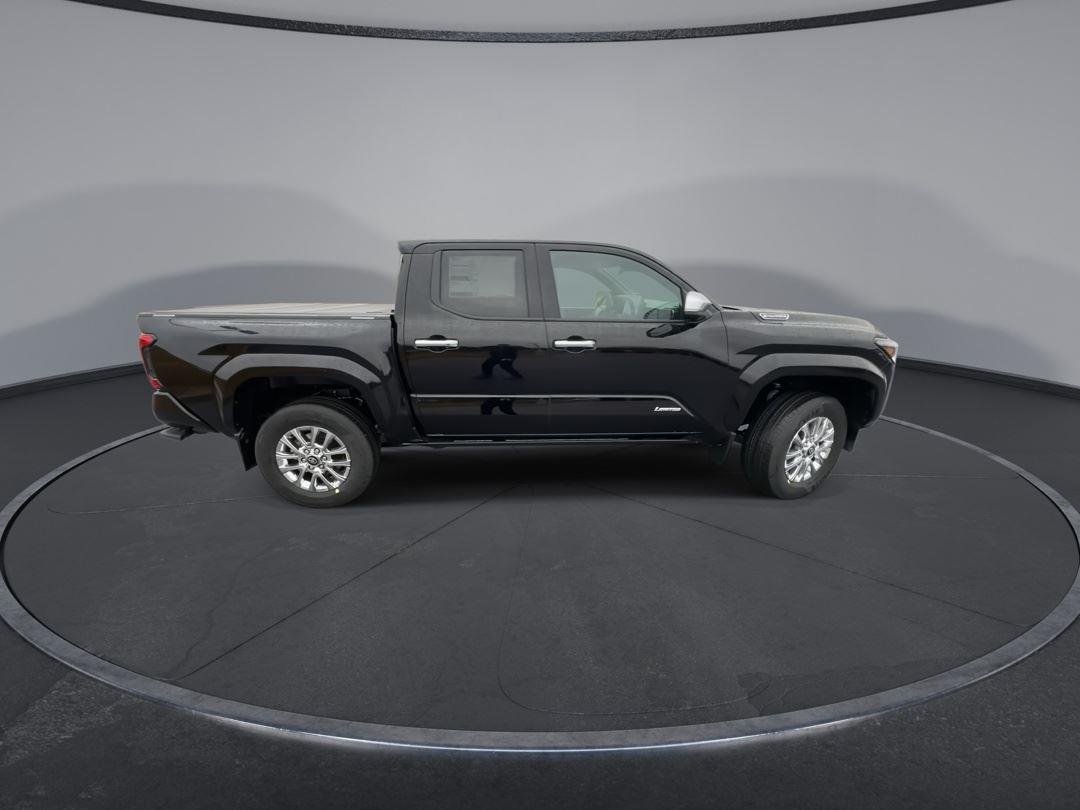 2026 Toyota Tacoma Limited - Photo 9