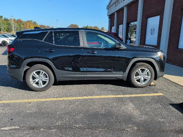 Used 2024 Black GMC SLE image 14