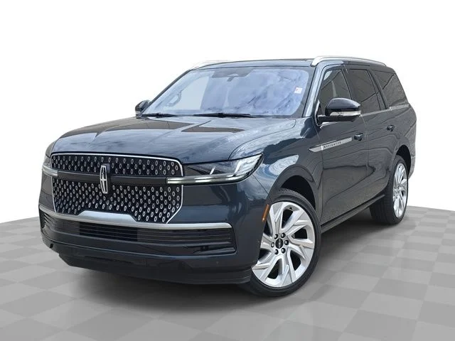 2025 Lincoln Navigator Reserve 4WD's photo