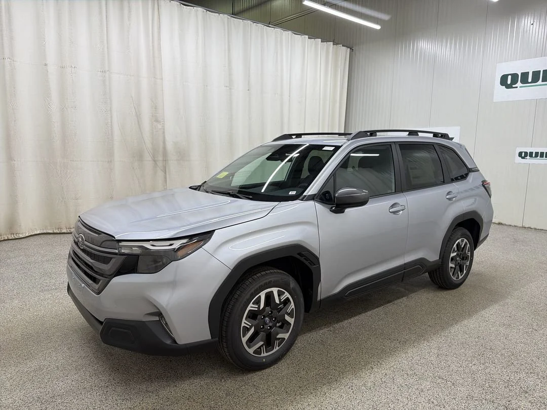 New 2026 Ice Silver Metallic Subaru Premium image 4