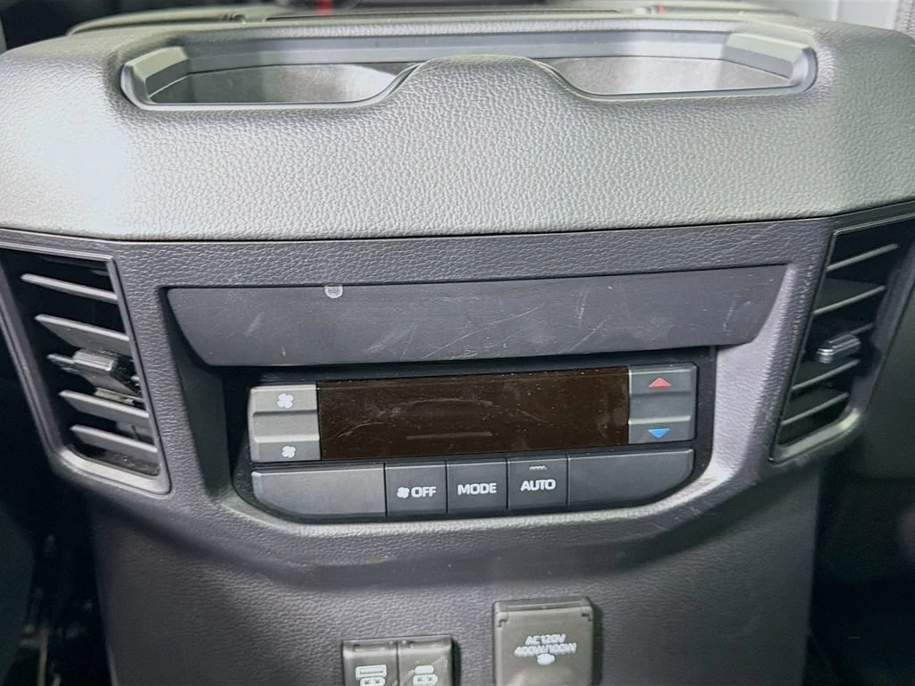 Used 2025 Ice Cap Toyota SR5 image 22