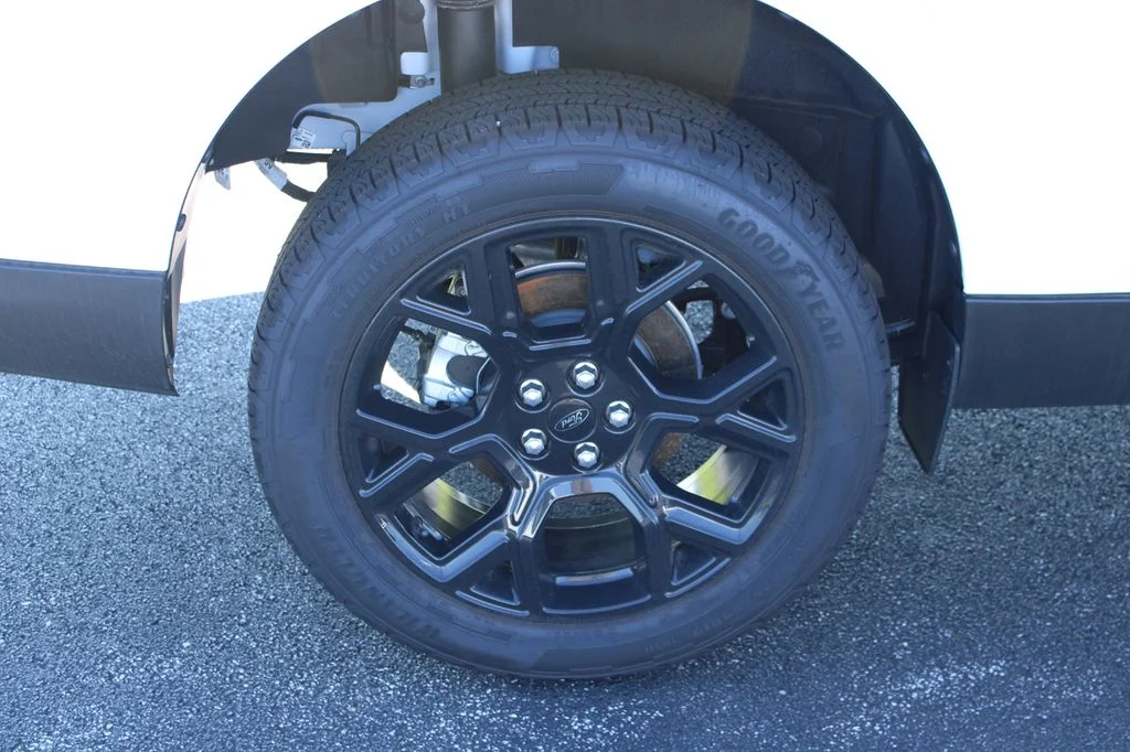 2025 Ford Maverick XLT - Photo 16