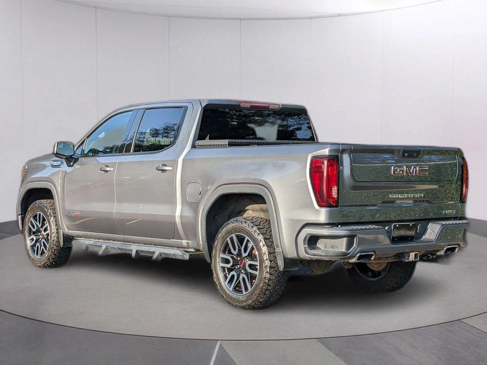 Used 2021 SATIN STEEL METALLIC GMC AT4 image 3