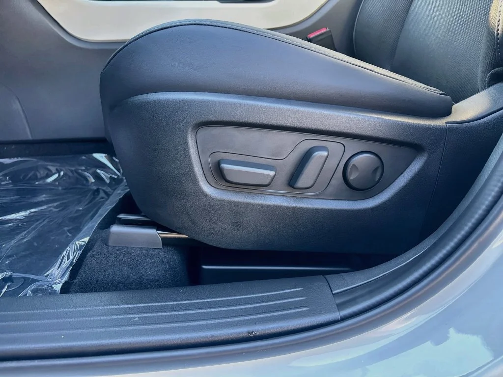 New 2026 Rhodium White Metallic Mazda 2.5 S Preferred AWD image 19
