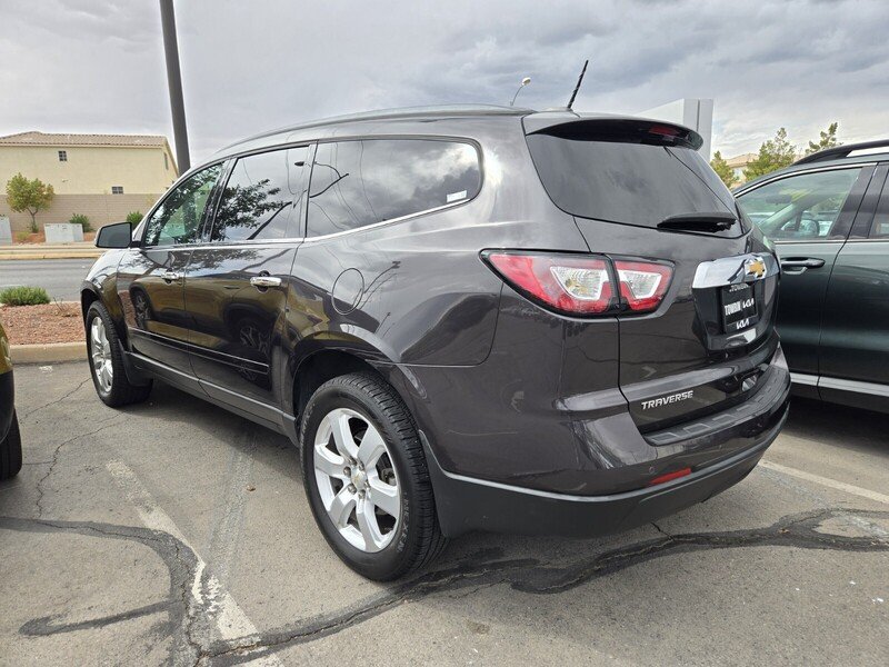 Used 2017 Gray Chevrolet LT image 5