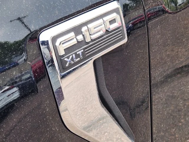 Used 2024 Black Metallic Ford XLT image 24