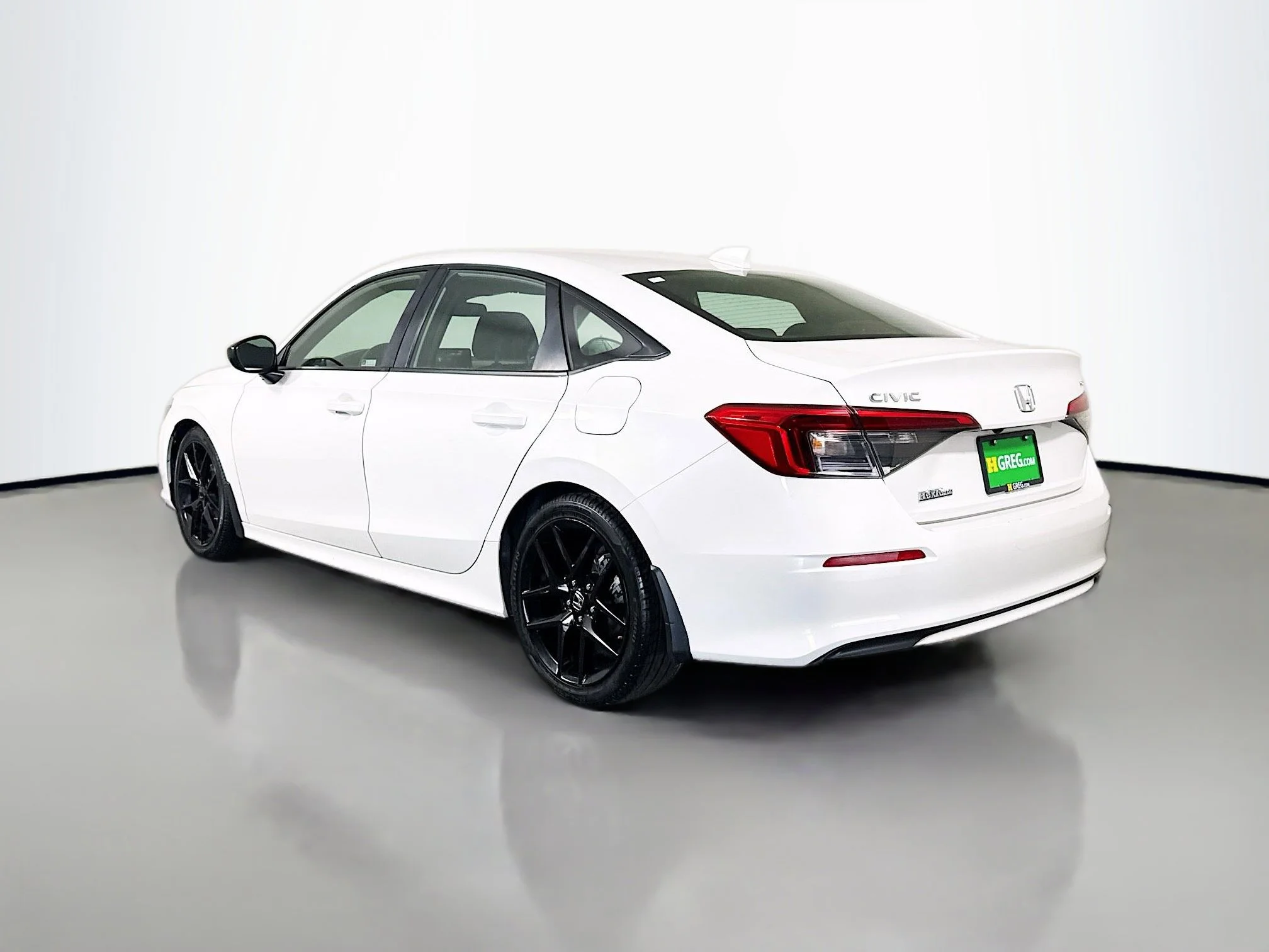Used 2023 Platinum White Pearl Honda Sport image 5