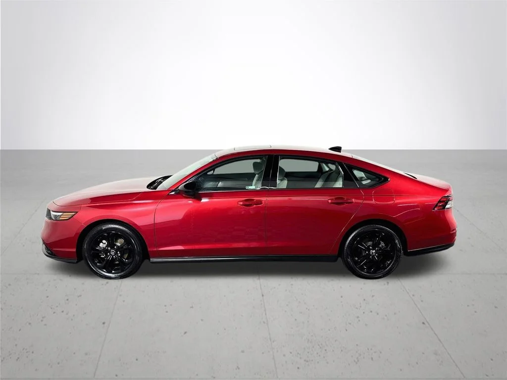 Used 2025 Radiant Red Metallic Honda SE image 9