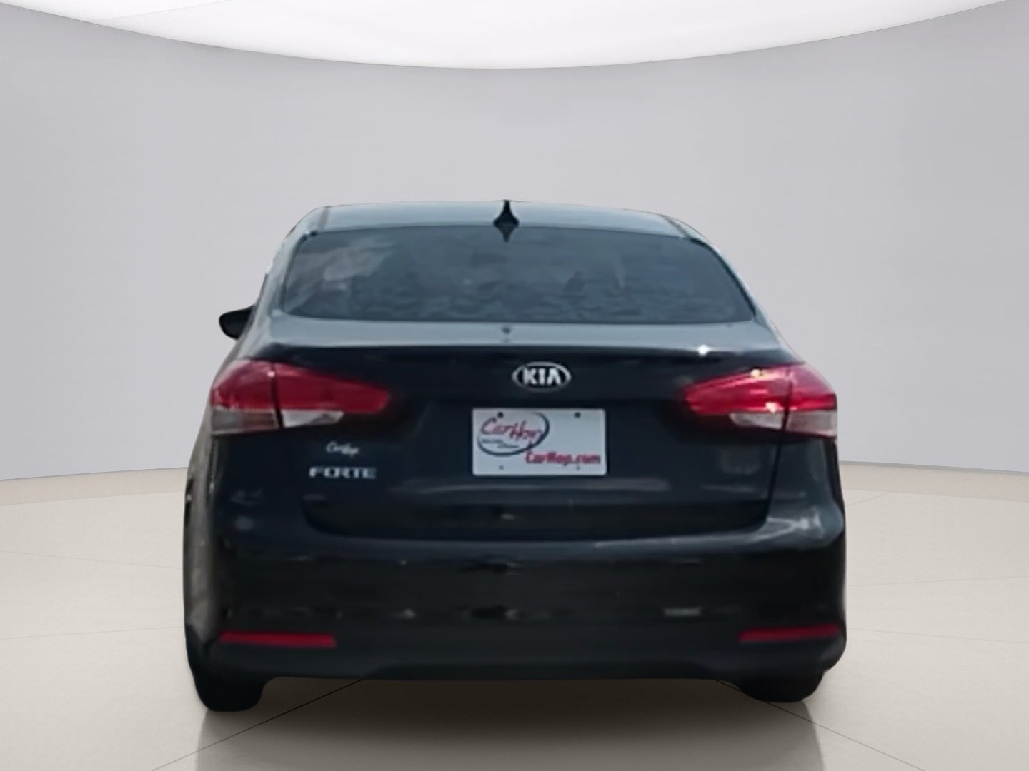 Used 2018 Black Kia  image 5