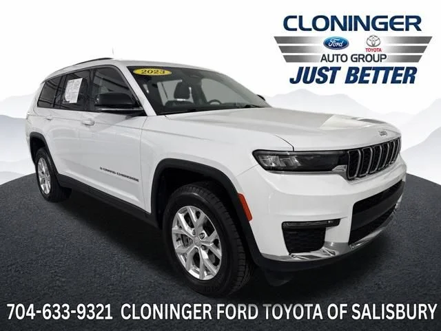 Used 2023 White Jeep Limited image 1