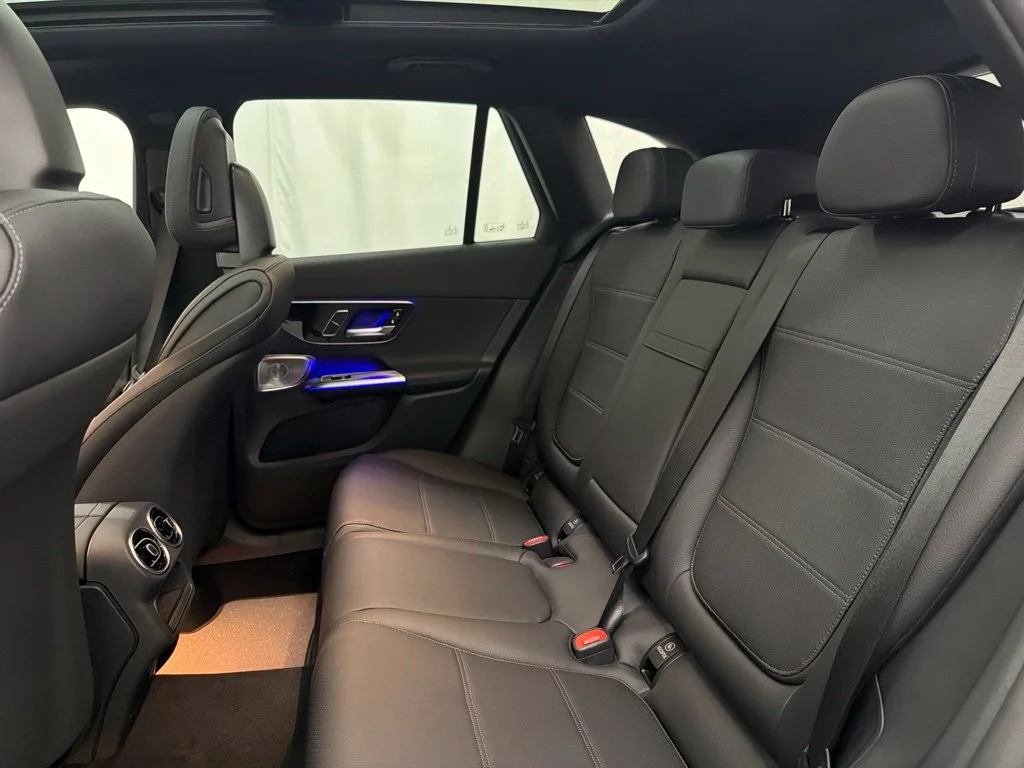 New 2027 Gray Mercedes-Benz GLC 300 image 21