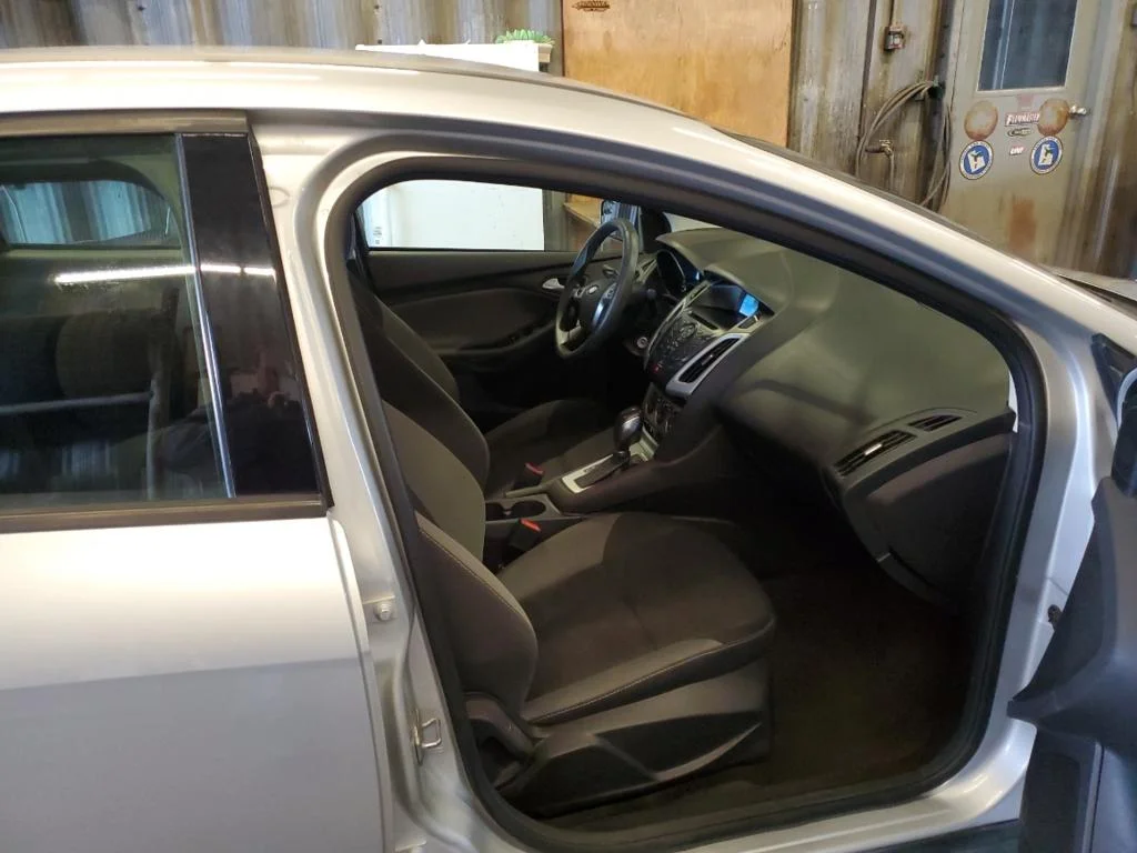 2014 Ford Focus SE - Photo 9