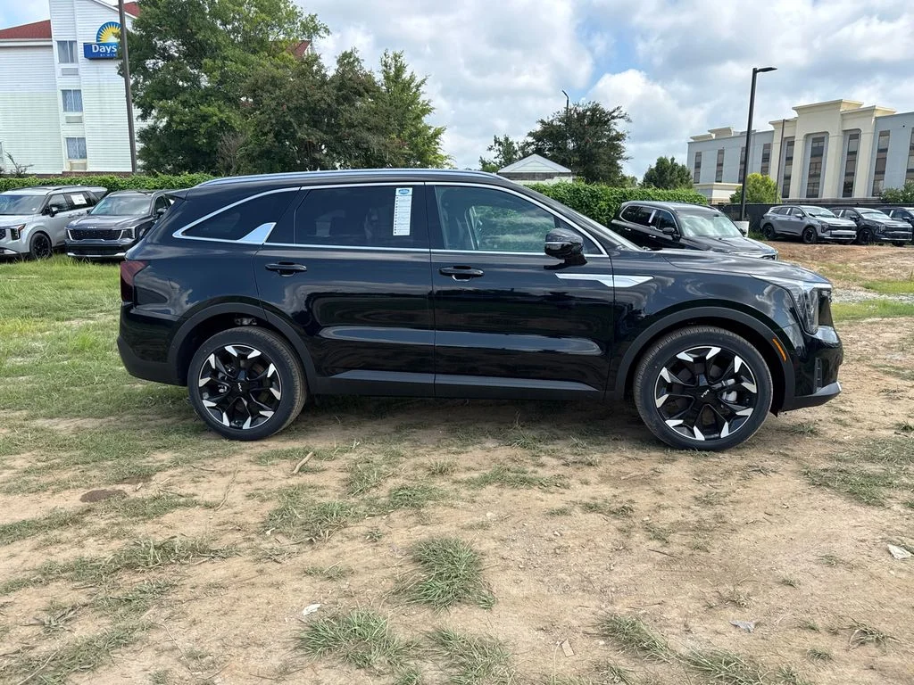2025 Kia Sorento SX - Photo 2