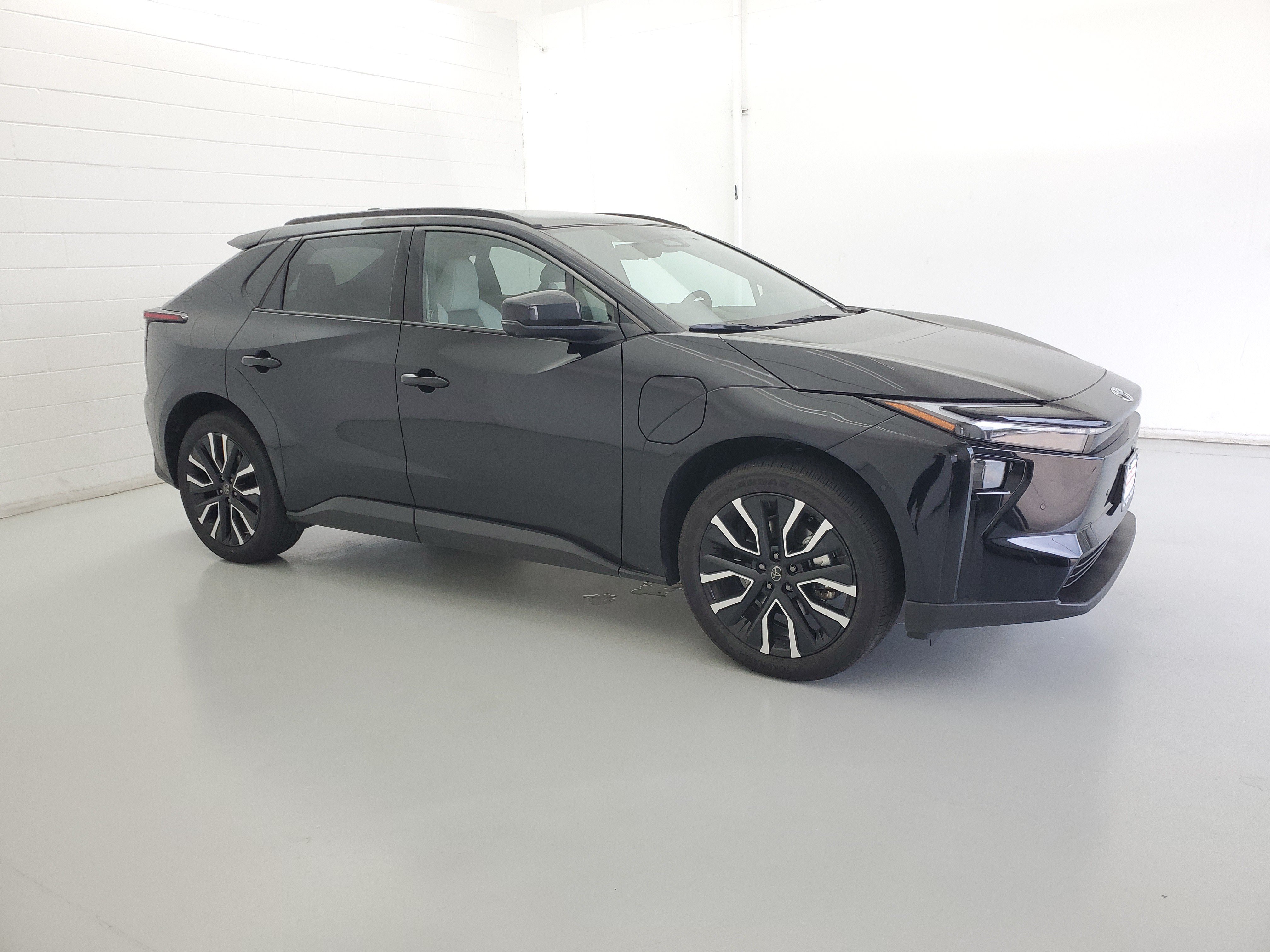 Used 2026 Midnight Black Metallic Toyota Limited image 4