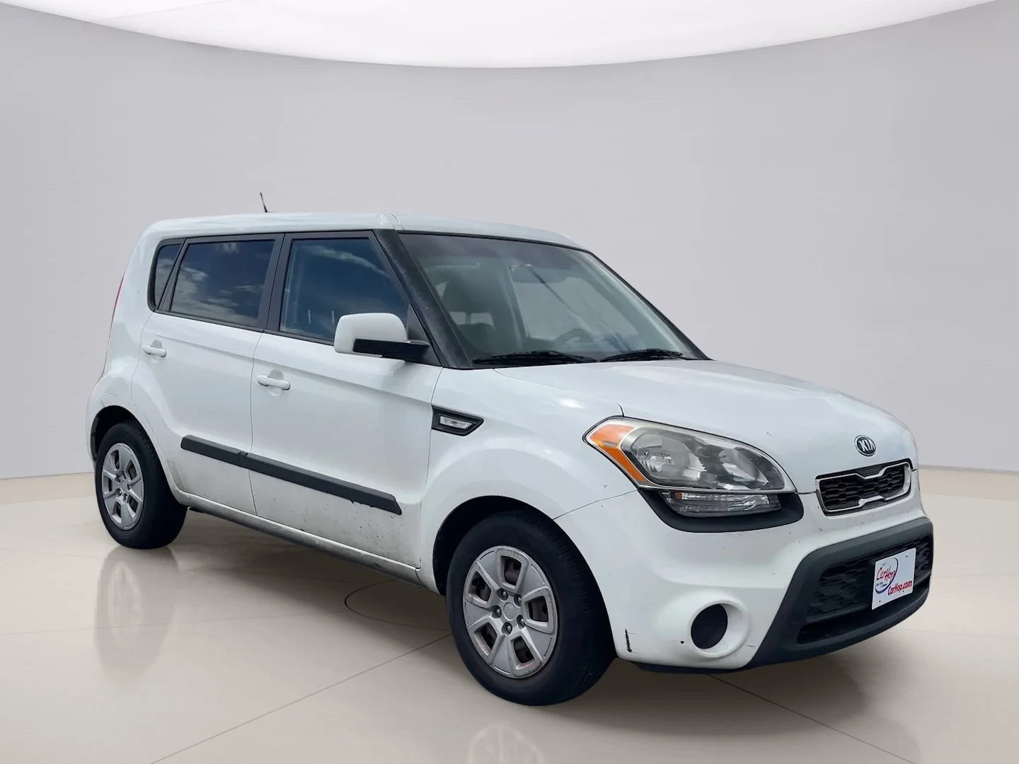Used 2013 White Kia ! WAGON image 8