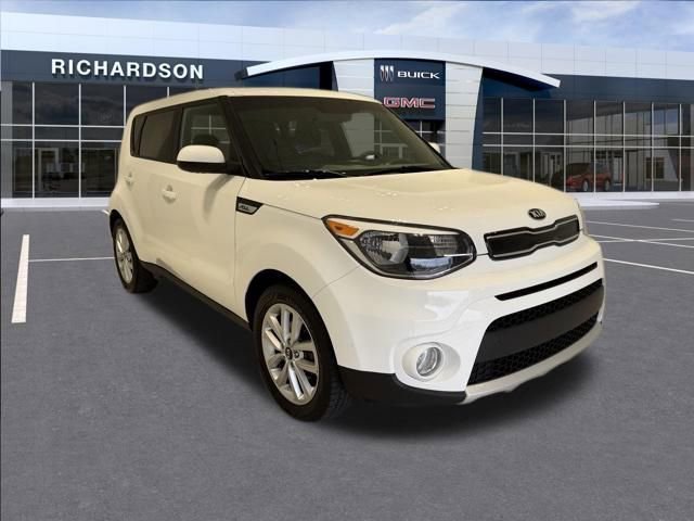 2017 Kia Soul 2.0L + 6 A/T's photo