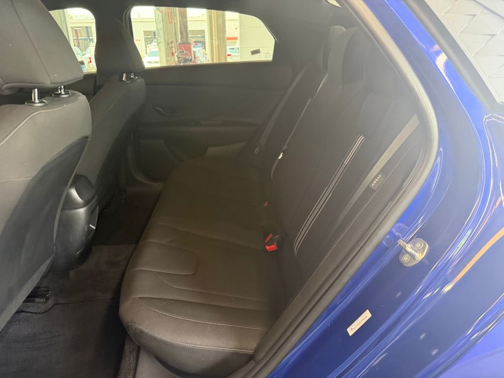 Certified Used 2025 Blue Hyundai SEL Sport image 21