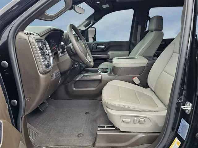 Used 2022 Black Chevrolet LTZ image 15